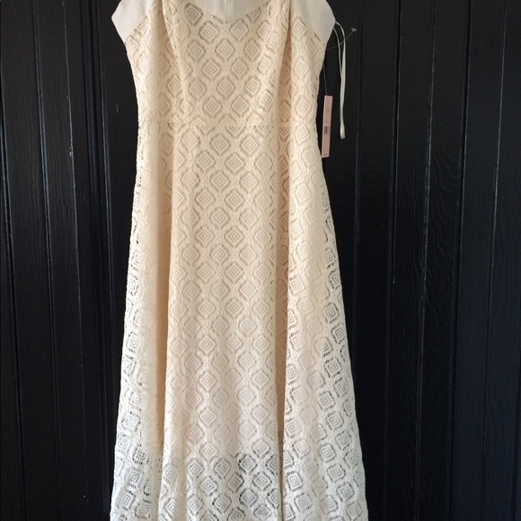 Gorgeous Nanette Lepore Ivory Lace Palomino Dress - Picture 3 of 5